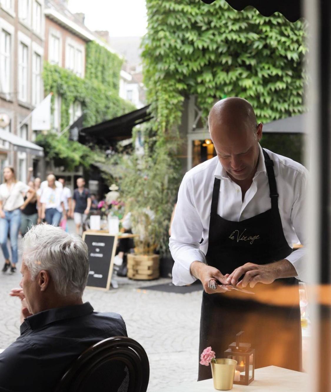 Le Virage Bistro En Hotel Maastricht Exteriör bild