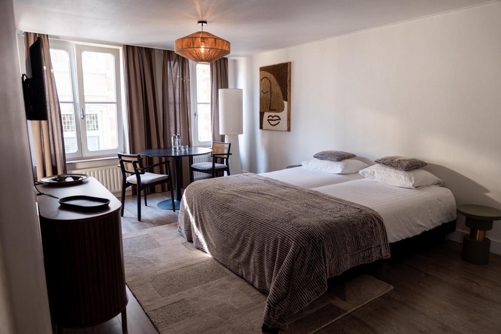 Le Virage Bistro En Hotel Maastricht Exteriör bild