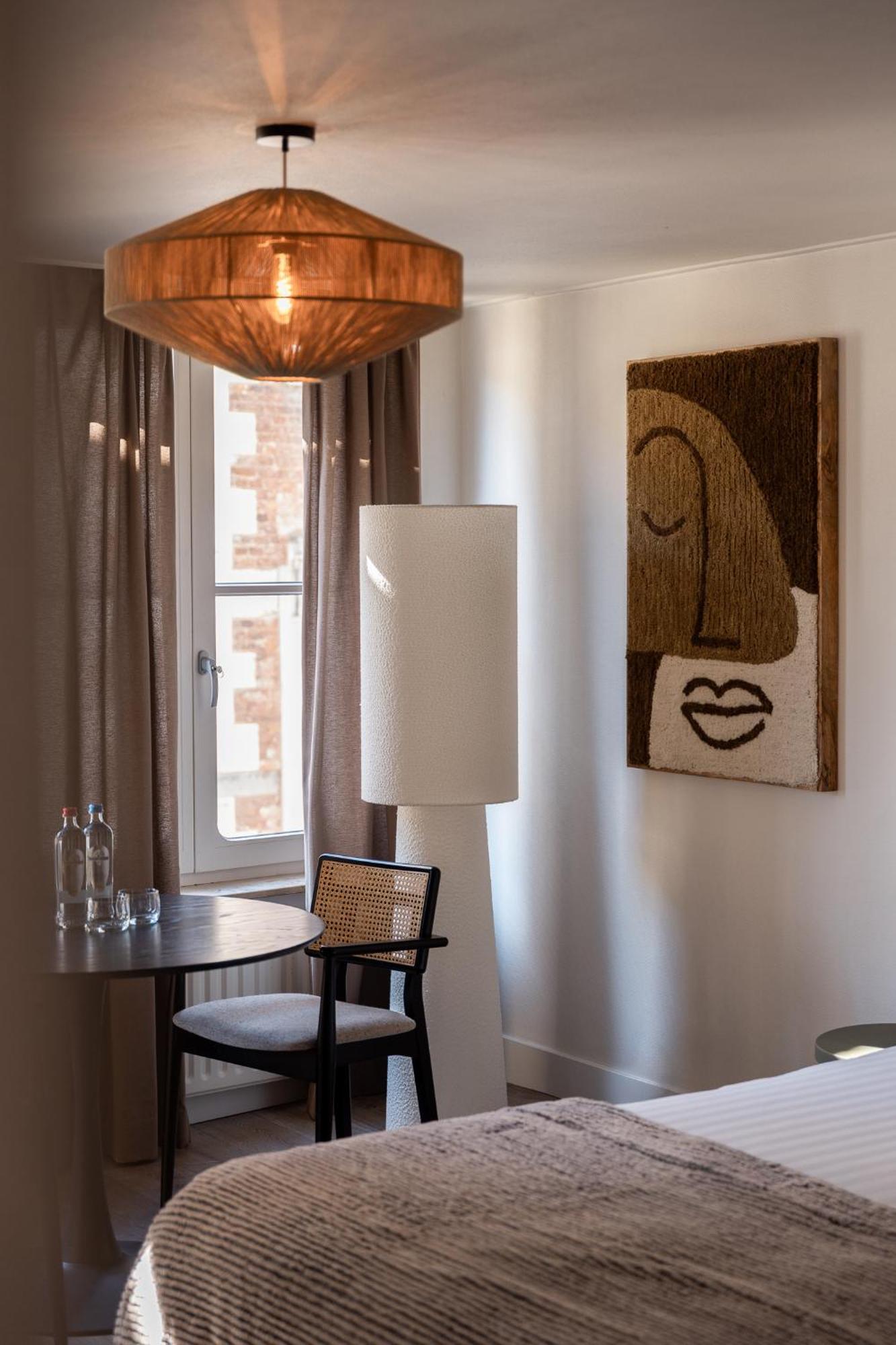 Le Virage Bistro En Hotel Maastricht Exteriör bild